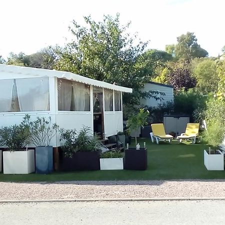 Camping Le Montourey Azur 78 Hotell Fréjus Exteriör bild